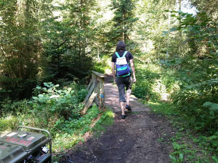 Et une passerelle de plus!