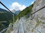 Milieu de la deuxième passerelle.