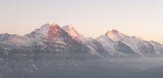 L'Eiger 3970m, le Mönch 4107m et la Jungfrau 4158m