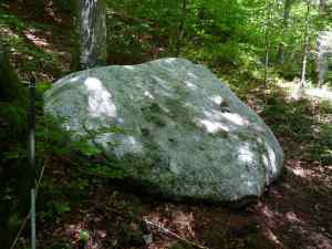 On commence la phase gros rochers clairs à formes souvent arrondies.
