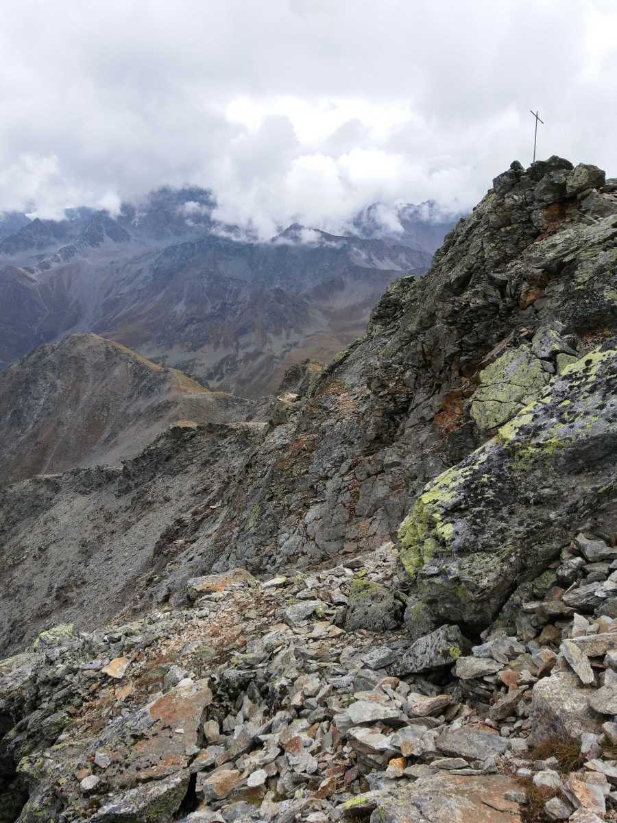 Pointe de Drône descente Fenêtre d'en Haut